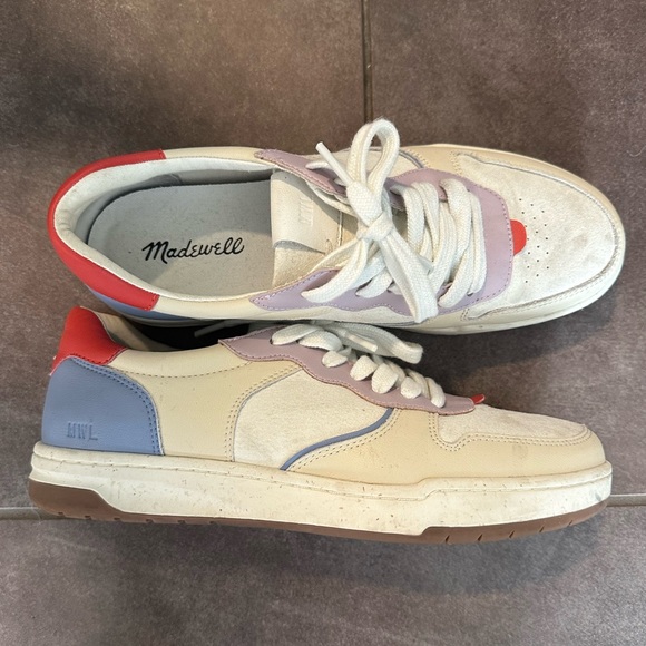 Madewell court shoes. - Picture 1 of 4